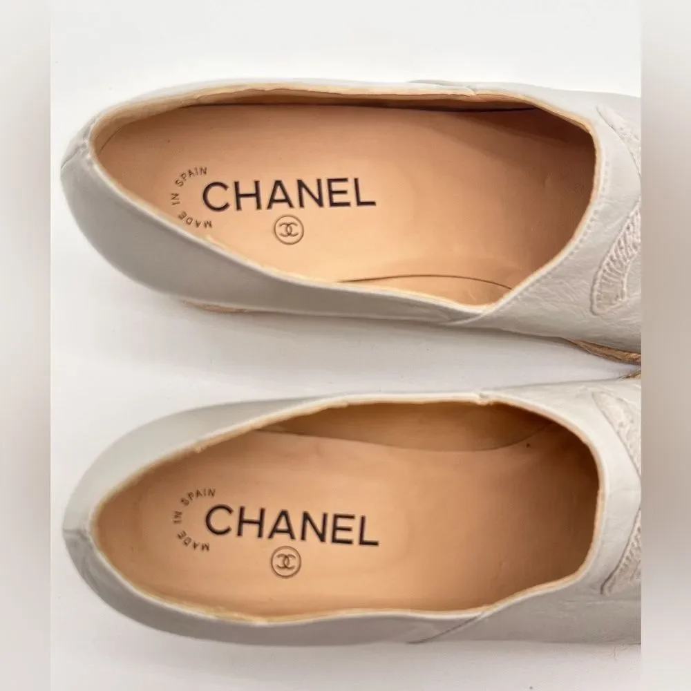 CHANEL CC Logo Cap Toe Lambskin Suede Espadrille Wedges Espadrilles EU 42 - Picture 3 of 13